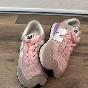 New Balance Kids Sneakers in Pink and Purple